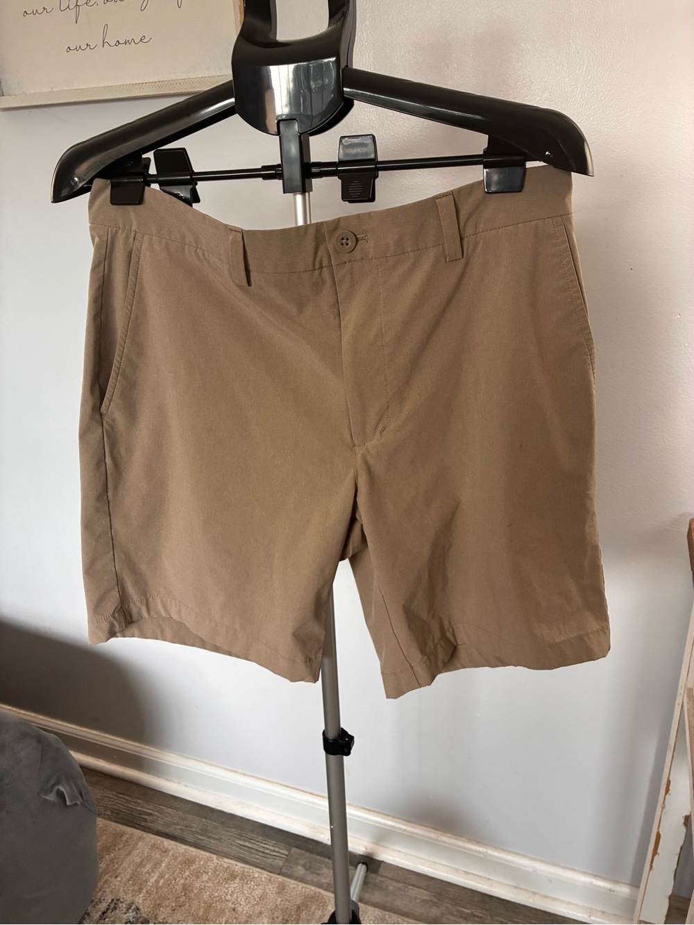 Vineyard Vines Men's Flat Front Chino Shorts - Tan Brown